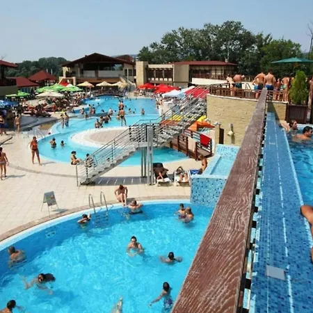 Prenociste Silver Lux Srebrno Jezero 10 *