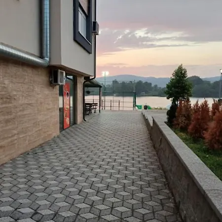 Prenociste Silver Lux Srebrno Jezero 10 Veliko Gradiste