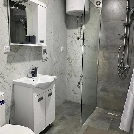 Prenociste Silver Lux Srebrno Jezero 10 Veliko Gradiste