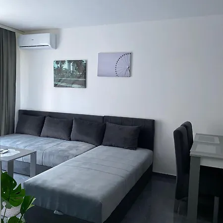 Prenociste Silver Lux Srebrno Jezero 10 Veliko Gradište