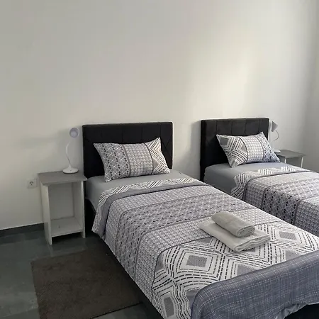Prenociste Silver Lux Srebrno Jezero 10