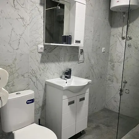 Prenociste Silver Lux Srebrno Jezero 10 *